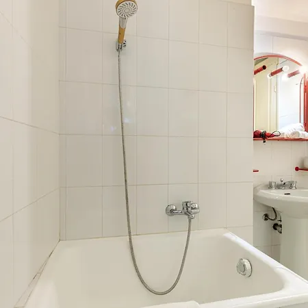 Giannina Few Meters From Theater Ariston - Happy Apartament